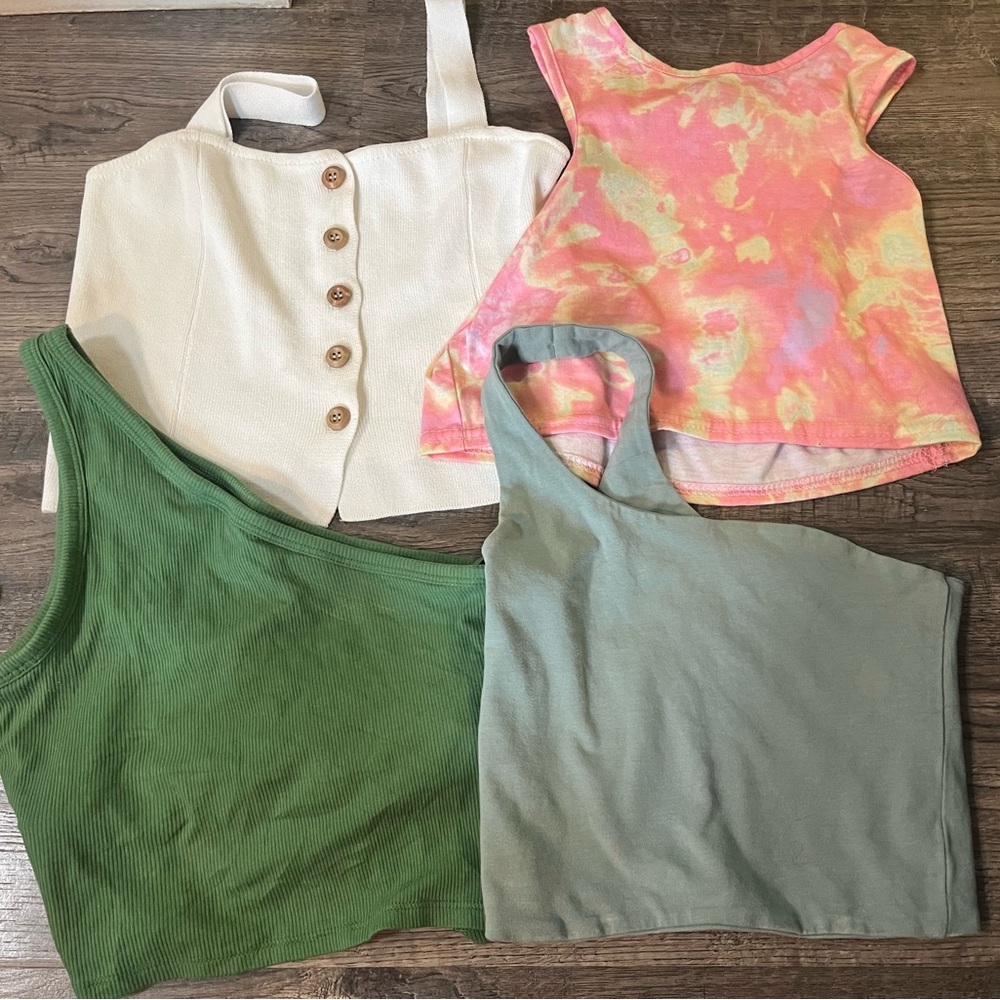 💵BUNDLE💵-4/$4 Women’s Crop Top Bundle 4 for $4